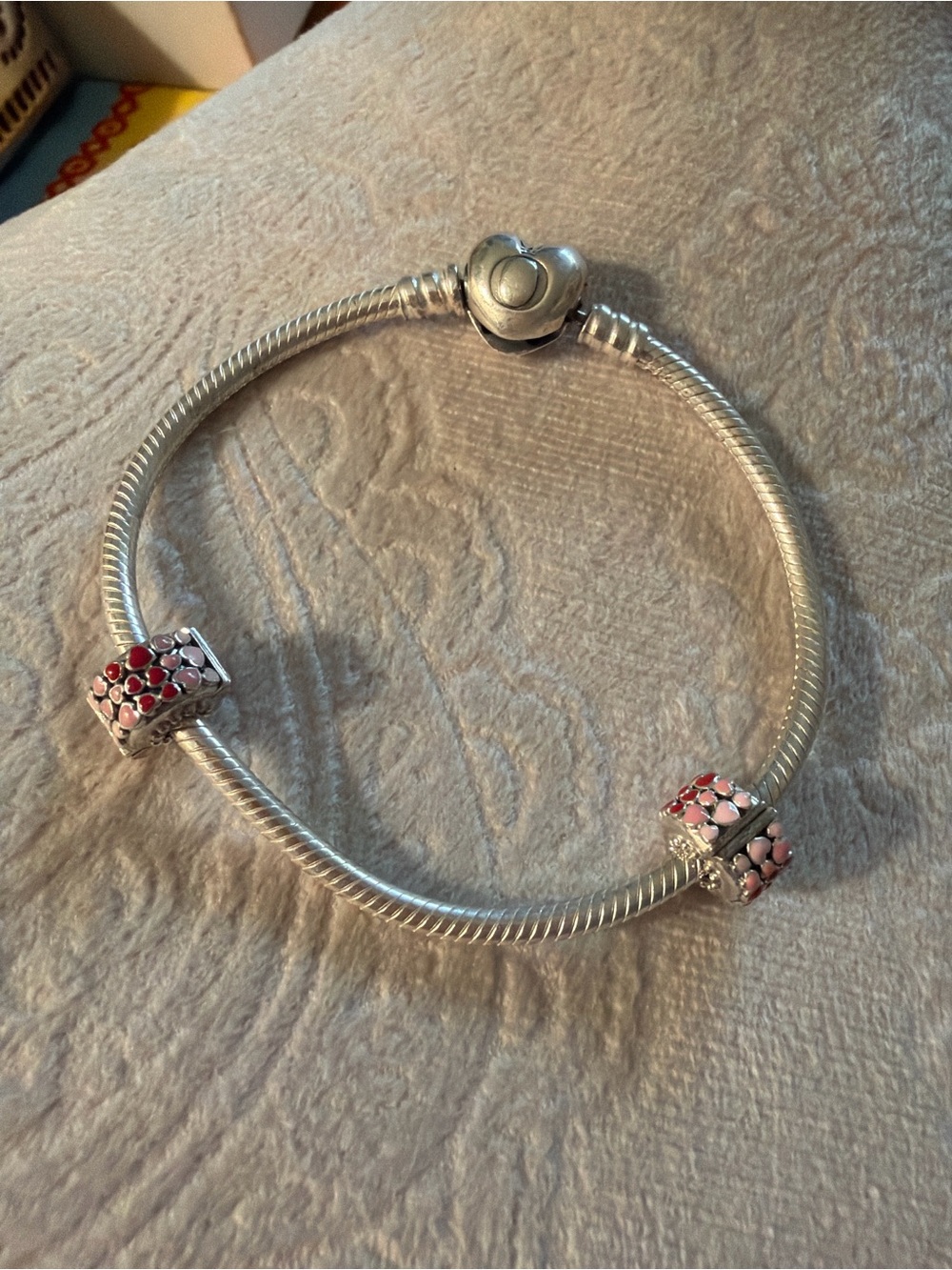 Pandora S925 ALE Sterling Silver Heart Clasp Bracelet w/ 2 Pink Enamel Clips